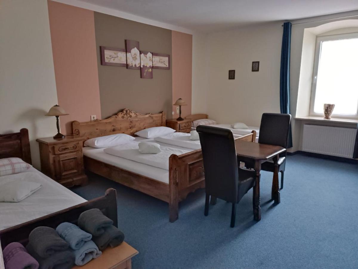 Garni Hotel Post Weißenstadt Eksteriør billede