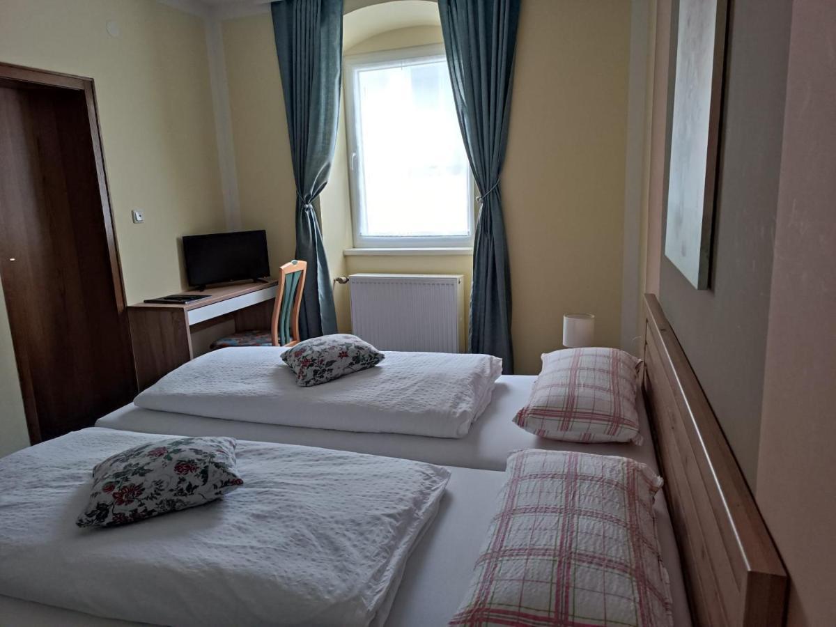 Garni Hotel Post Weißenstadt Eksteriør billede