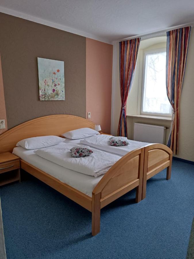 Garni Hotel Post Weißenstadt Eksteriør billede