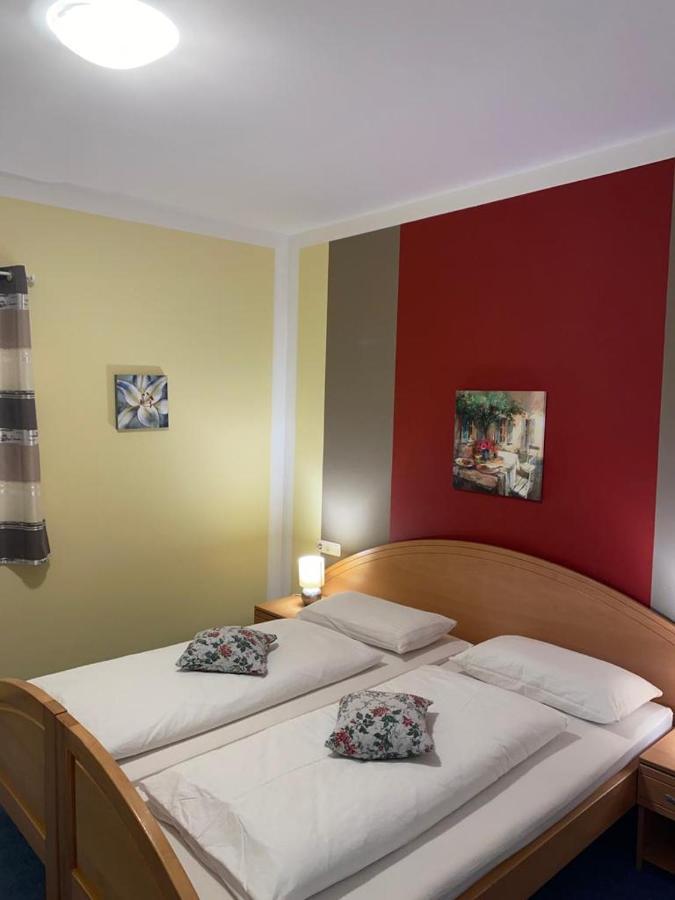 Garni Hotel Post Weißenstadt Eksteriør billede